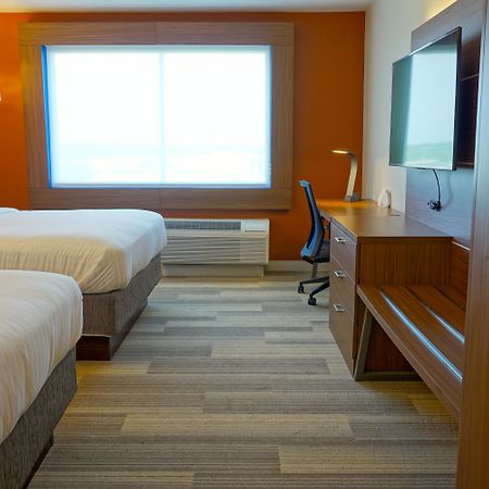 Holiday Inn Express & Suites Omaha - Millard Area By Ihg Exterior photo